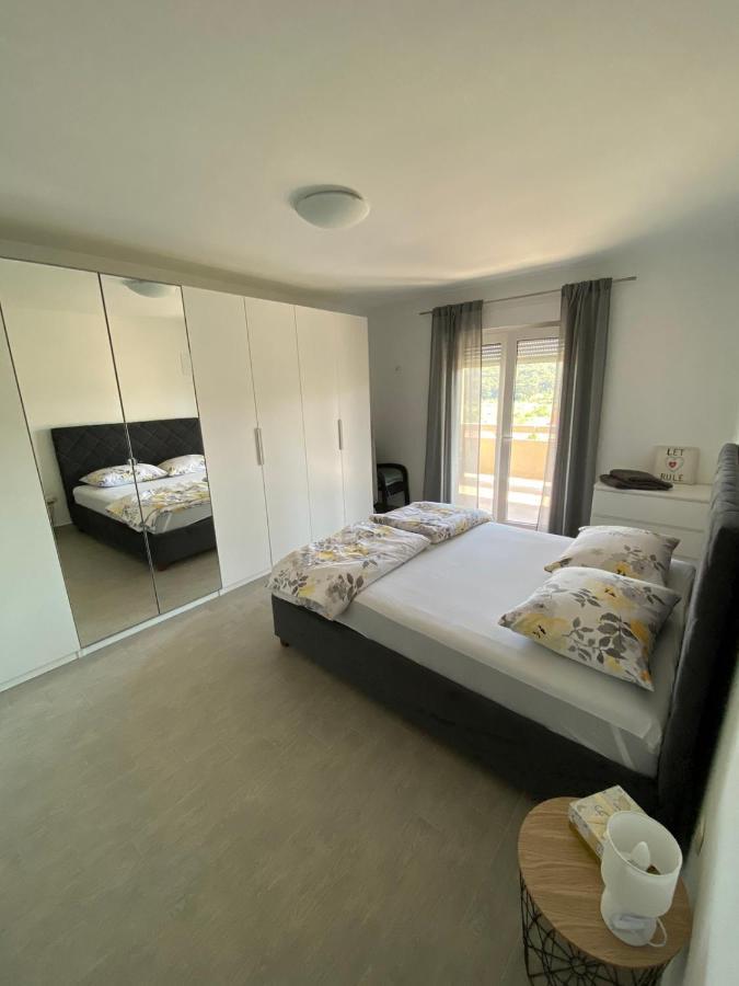 Apartman Ana Kampor Exteriör bild